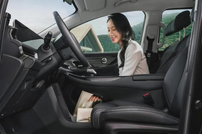 星海V9越享系列解锁出行新“享”法不朽情缘平台推荐百变大空间+豪华座舱