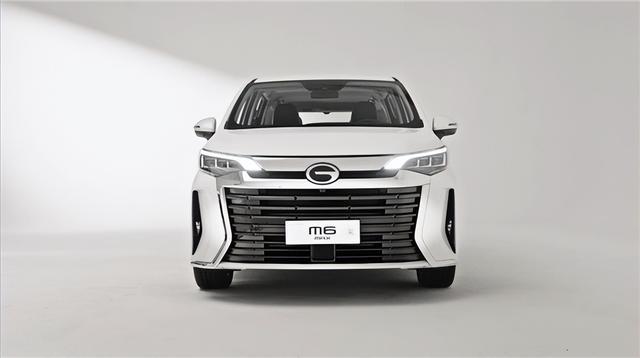 M6 MAX为什么是“闭眼入”的最优解？不朽情缘10万级家用MPV怎么选？传祺